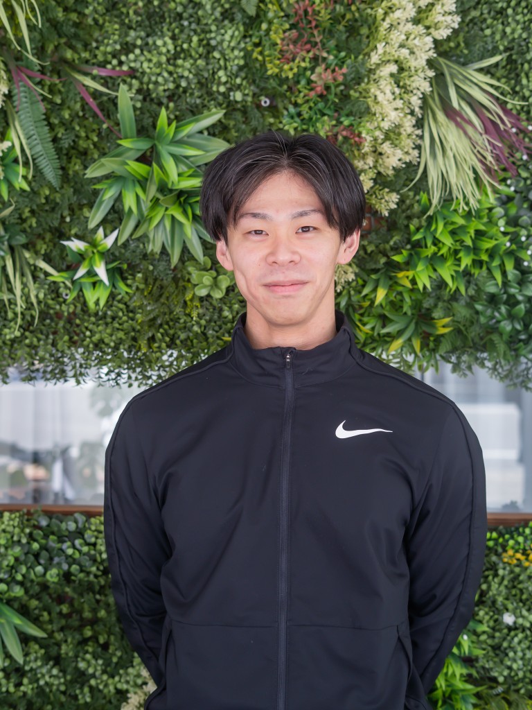 トレーナー 渡邉亮太
